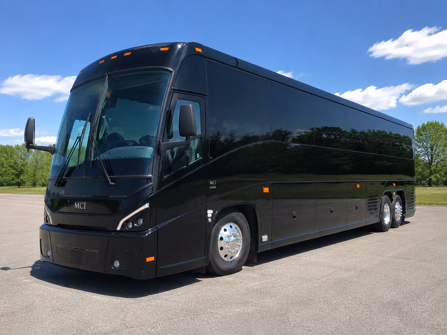 norwalkcharterbuscompany com is the easy way to book airport transfers for your norwalk team