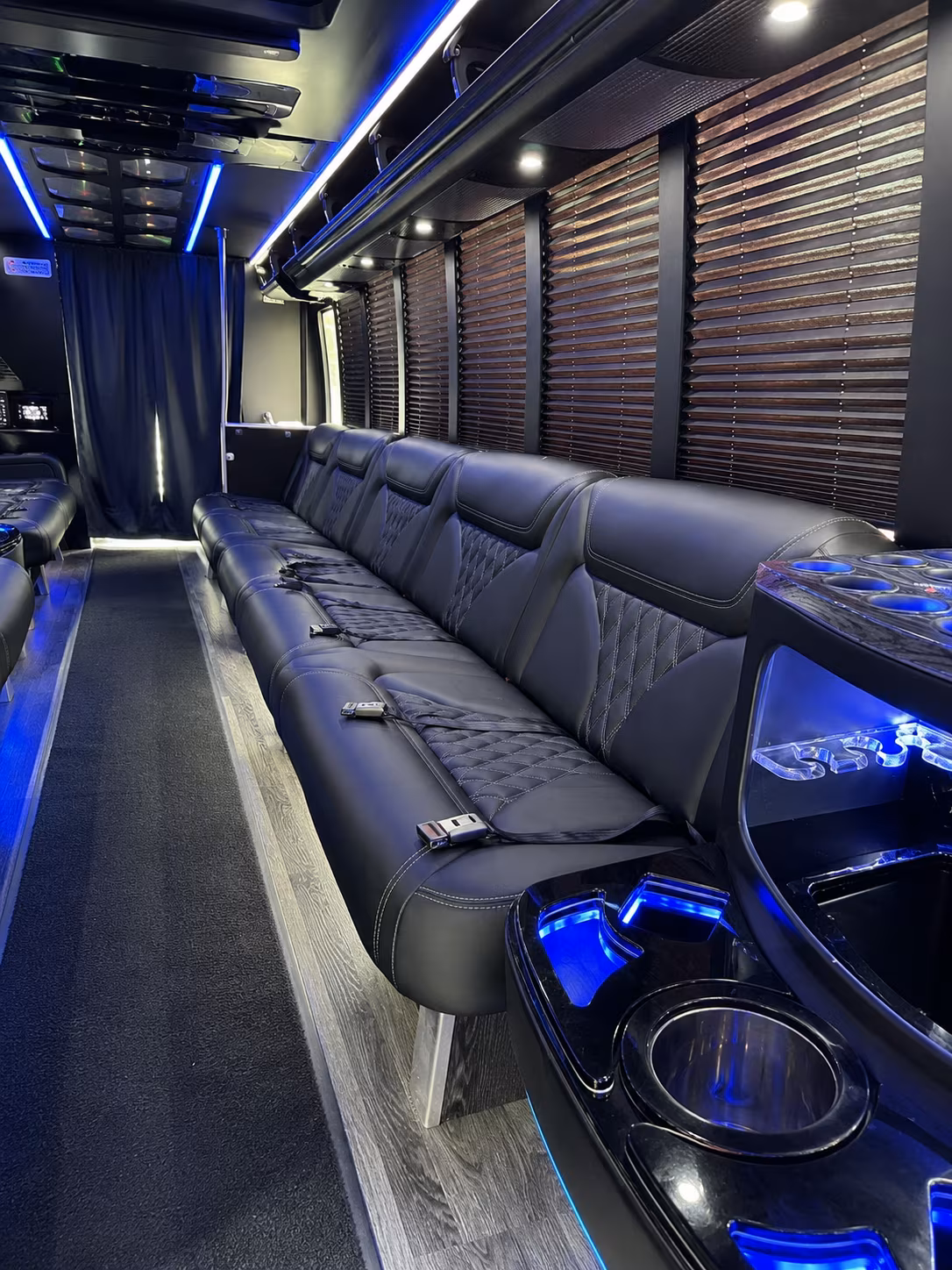 two roads brewing norwalk area craft brewery tours party bus rental