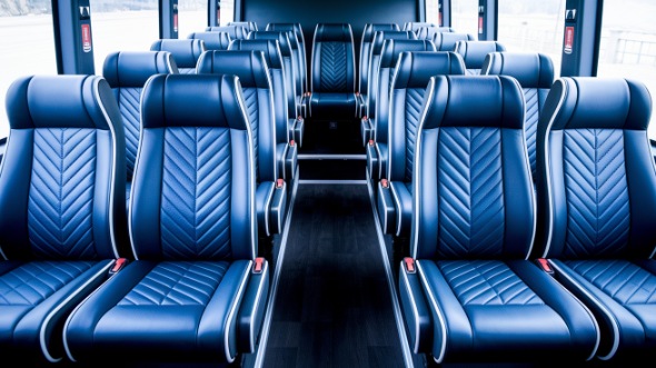 15 passenger minibus rental