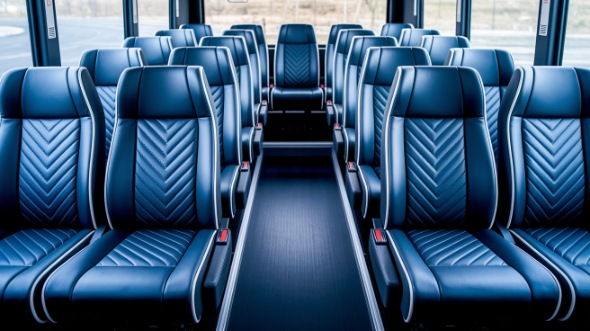 18 passenger minibus rental